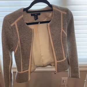 Light weight zip up blazer